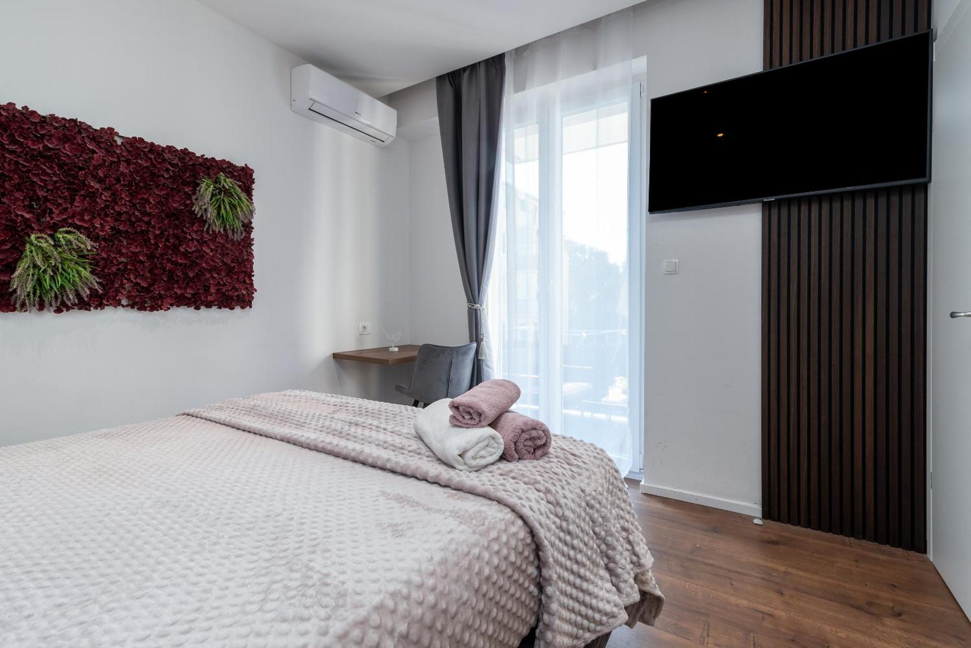 Antares Luxury Rooms Split Exterior photo